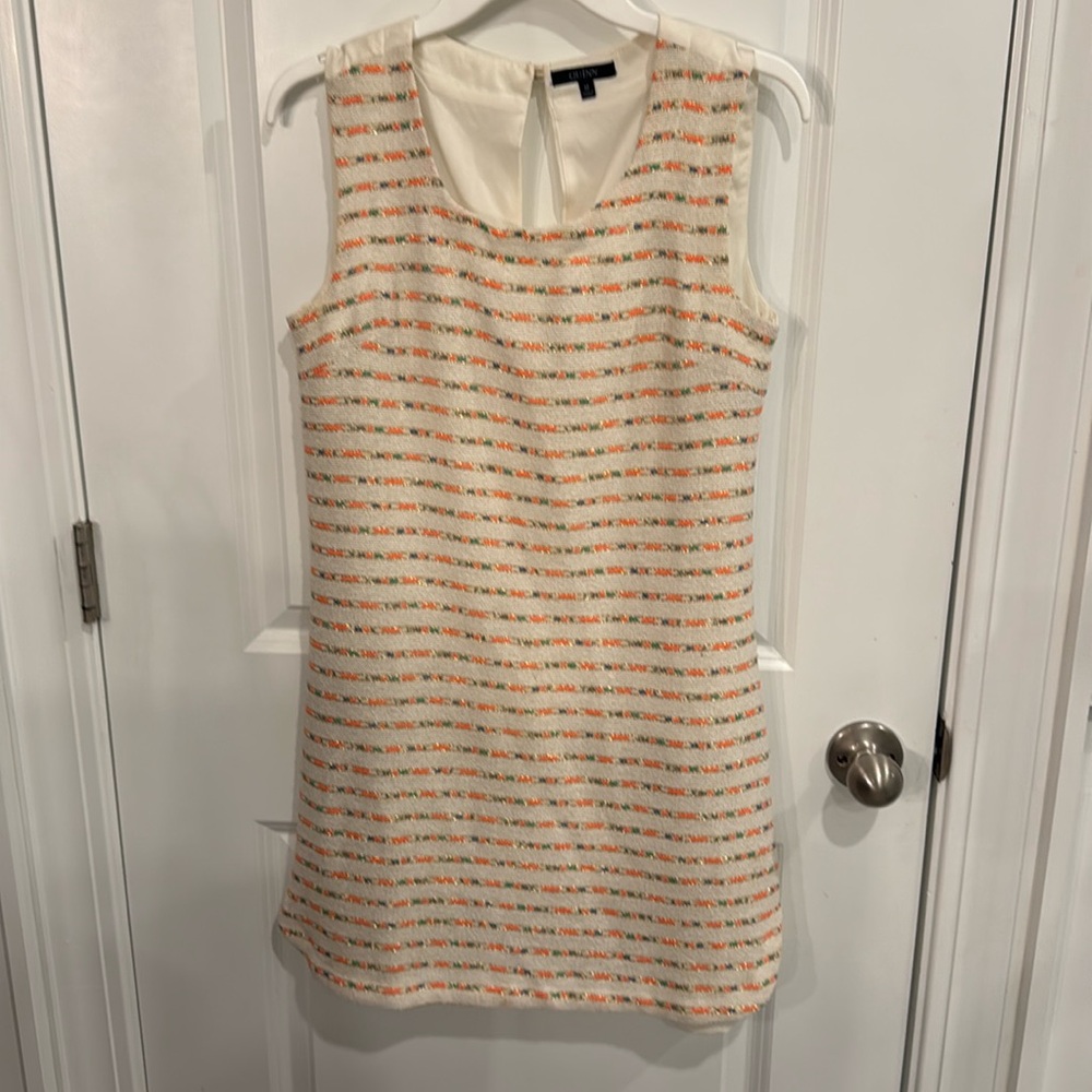 Medium dress